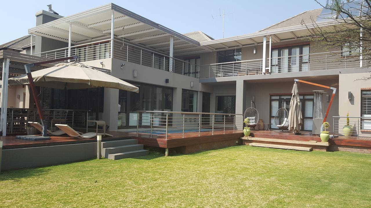 Tredenham Boutique Hotel 布隆方丹 外观 照片 The residence of the South African ambassador in Gaborone